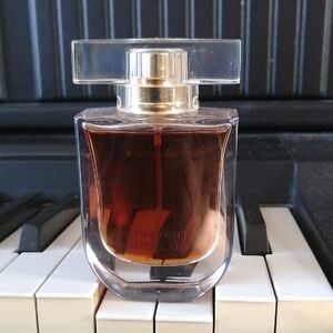 Guerlain L'Instant with Clear and Gold Accents